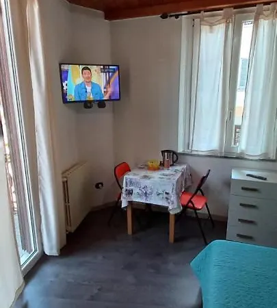 Проживание в семье Casa Mango Стреза